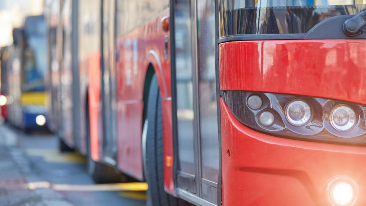 Pet linija gradskog prevoza i danas ima izmenjenu trasu zbog pucanja vodovodne cevi