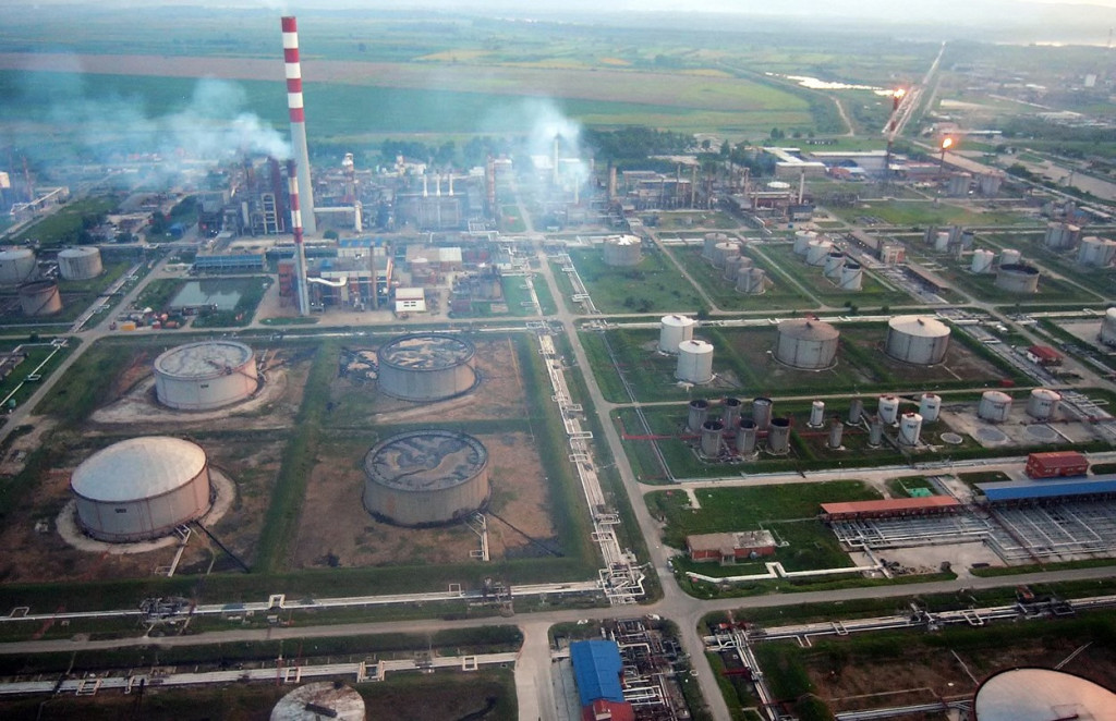 Bez licence iz SAD rafinerija staje za par dana