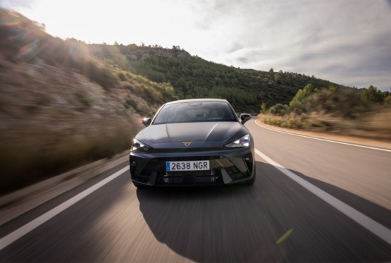 Najjači Leon do sada: Do "stotke" za 5,4 sekunde