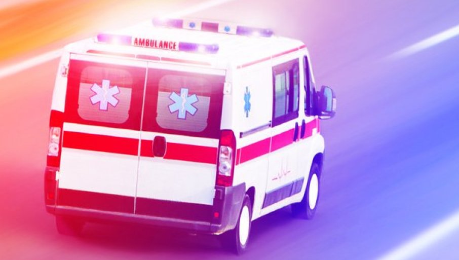 U lančanom sudaru petoro povređenih, jedno lice nastradalo