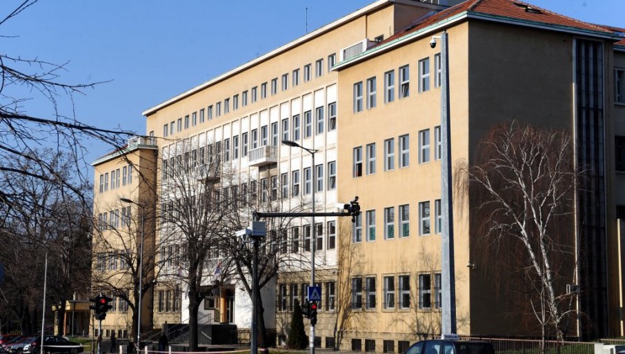 Sumnja se da su stekli oko 132.000 evra