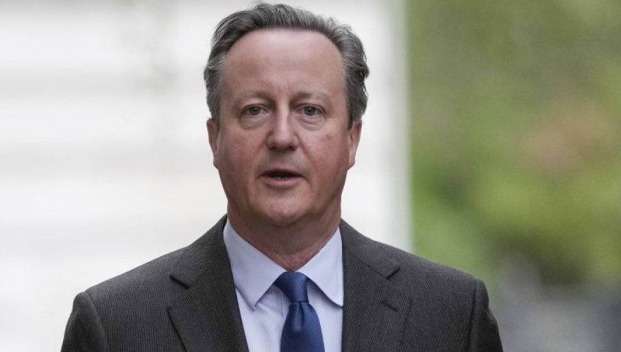 DEJVID KAMERON IMA RAK: Lekari mu otkrili strašnu dijagnozu