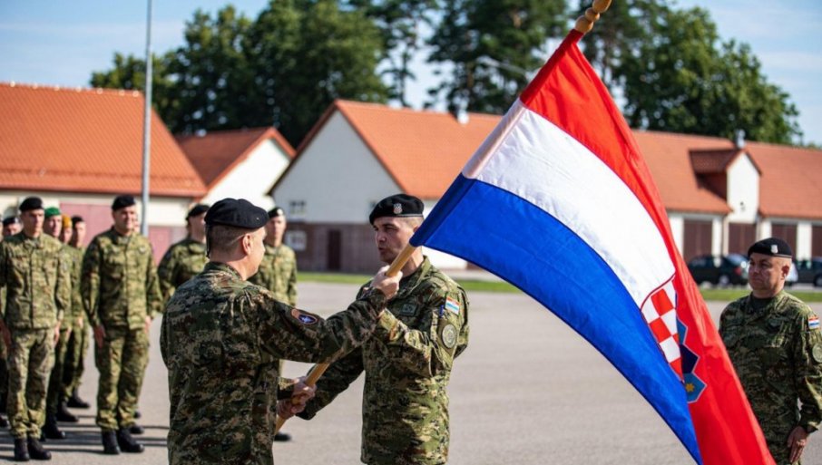 Traže to i od Bugara, što se naoružvaju, zbog Austrije?