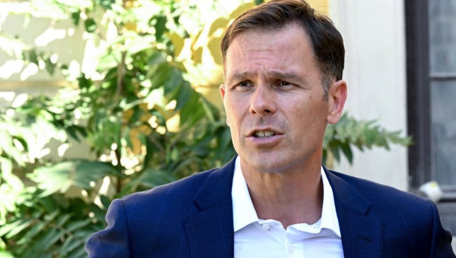 Šta biste vi želeli? Da ruševine stoje još 25 godina?