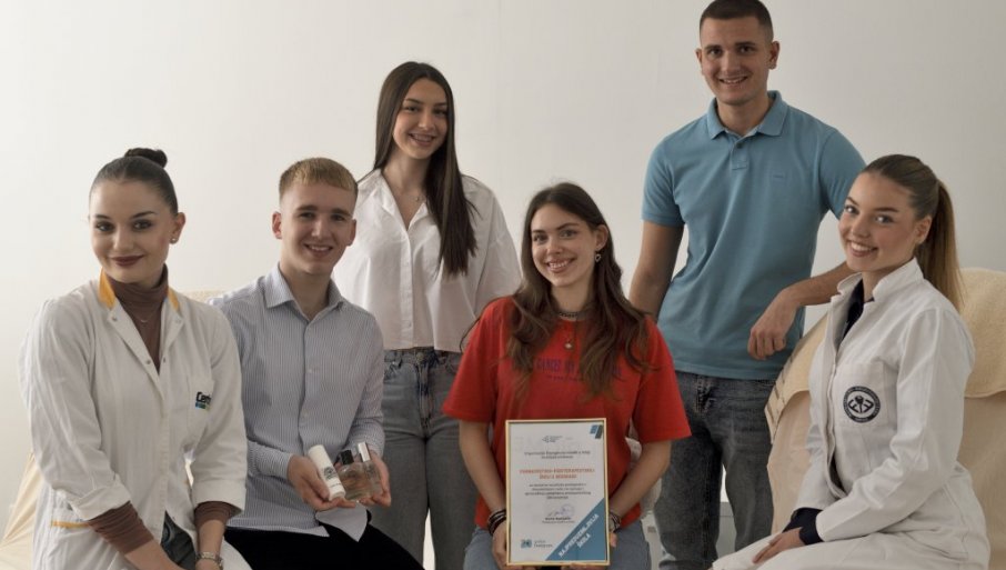 Prestižno priznanje za tim Farmaceutsko-fizioterapeutske