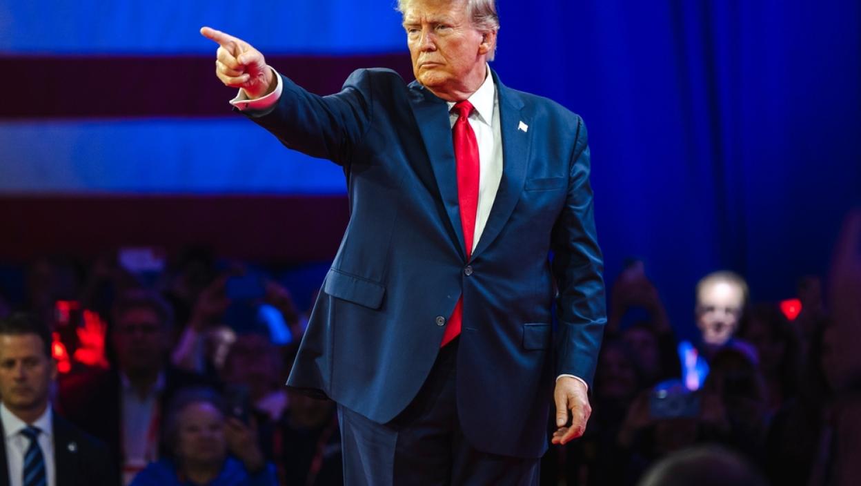 Krenuo da vređa novinarku, nije mogao da kontroliše bes