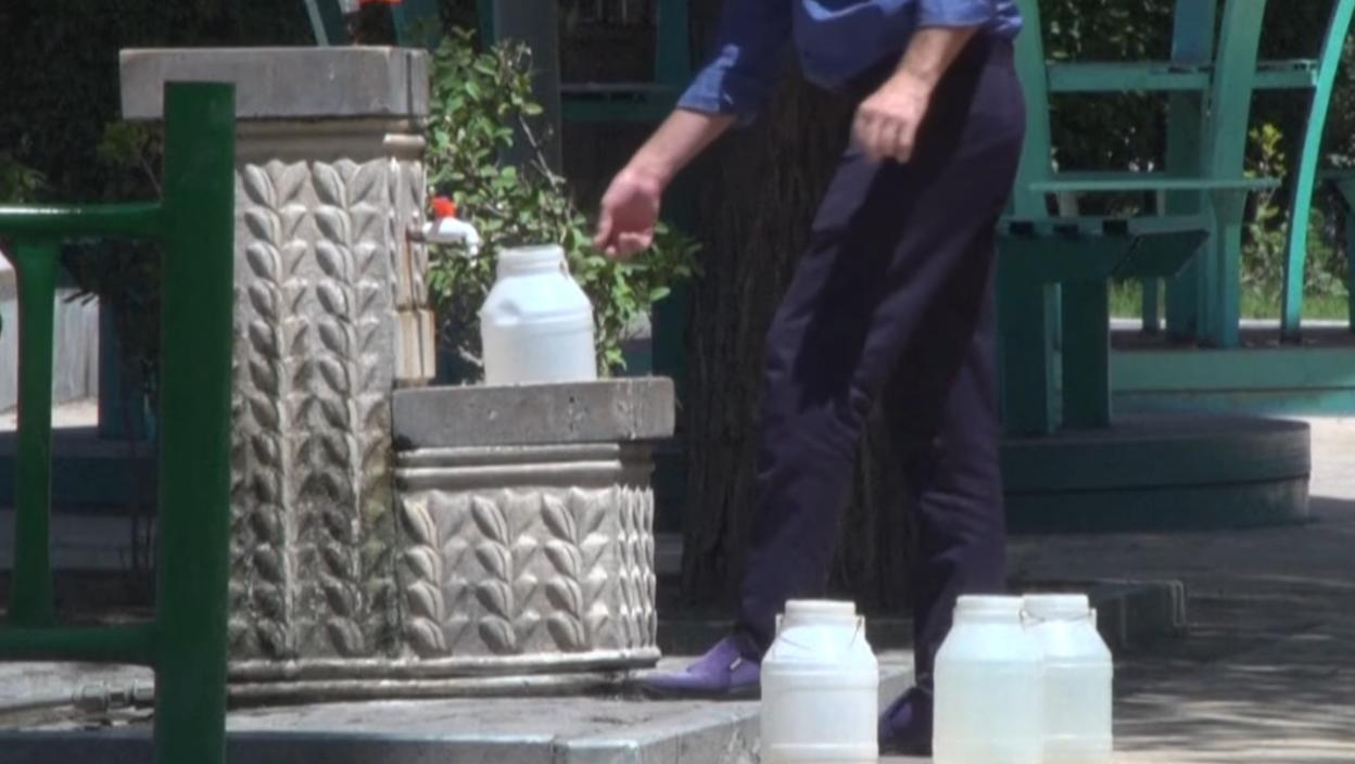 Zemlja tone u najgoru sušu u poslednjih nekoliko decenija: Preti evakuacija glavnog grada, voda se isključuje u nekoliko regiona