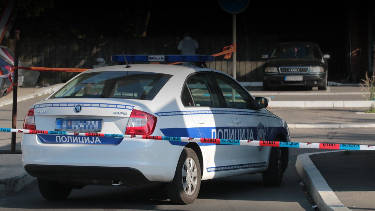 Jeziv zločin se odigrao pred očima male dece