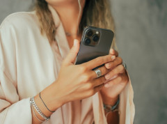 Nema veze između zračenja mobilnih telefona i raka, ali je potreban oprez