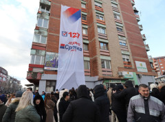 Do 15 časova izlaznost 28,65 odsto, najveća u srpskim sredinama, u Zvečanu 46,11 odsto