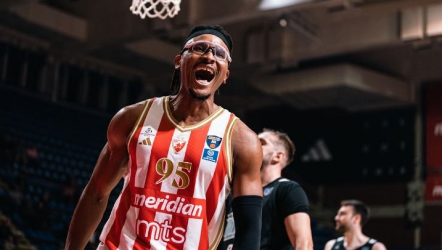 Moneke imao VAŽNUporuku za zvezdaše pred Svetog Nikolu (VIDEO)