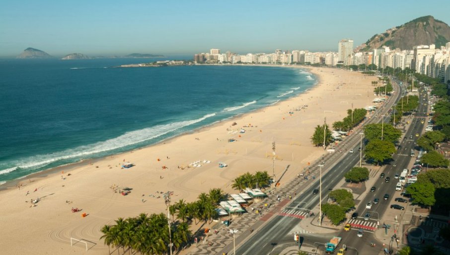 POGINUO PILOT REKLAMNOG AVIONA KOJI SE SURVAO U MORE KOD KOPAKABANE: Moguće i dodatne žrtve