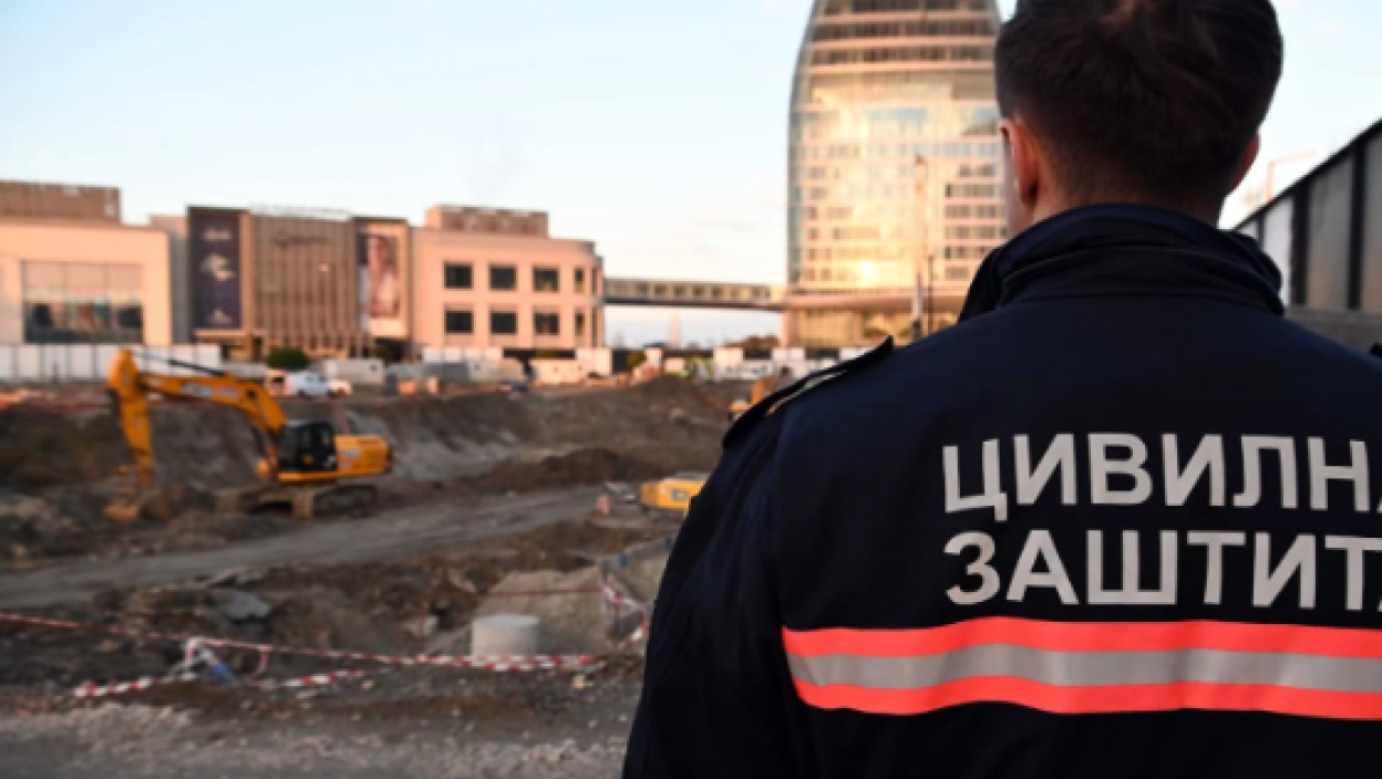 Pogledajte kako je izgledala akcija MUP-a, eksplozivna naprava teška 472 kilograma prebacuje se na ovu lokaciju (FOTO)