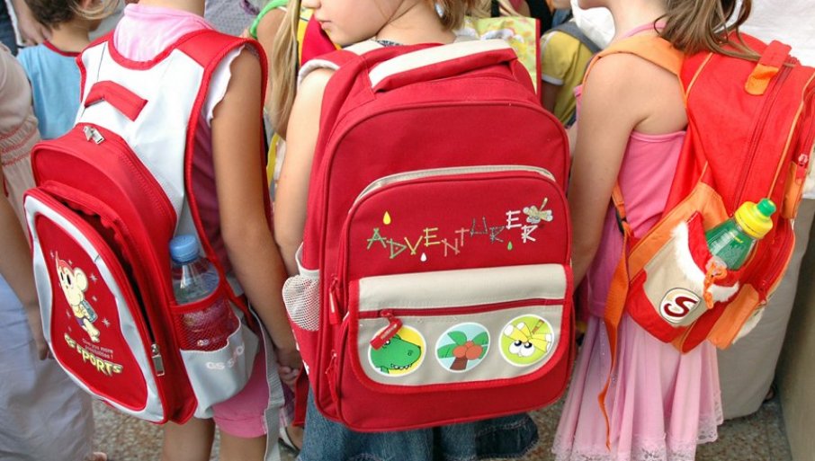 Do kraja januara moguće prijavljivanje za upis đaka prvaka van zvaničnog prebivališta