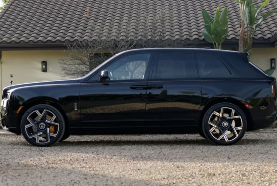 Novi Rolls-Royce Cullinan biće potpuno električni SUV
