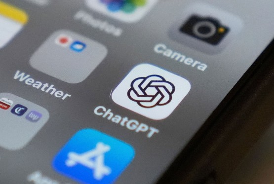 ChatGPT uvodi oglase za besplatne korisnike, premium verzija ostaje bez reklama