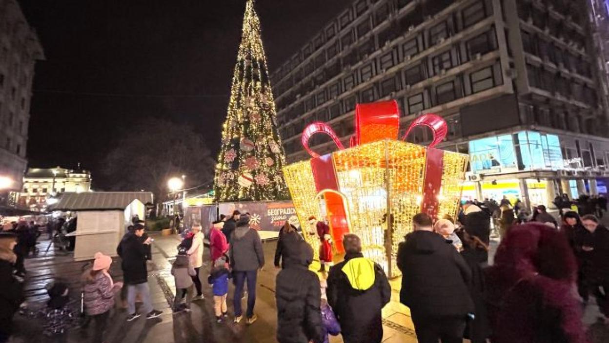 Niz manifestacija u centru grada