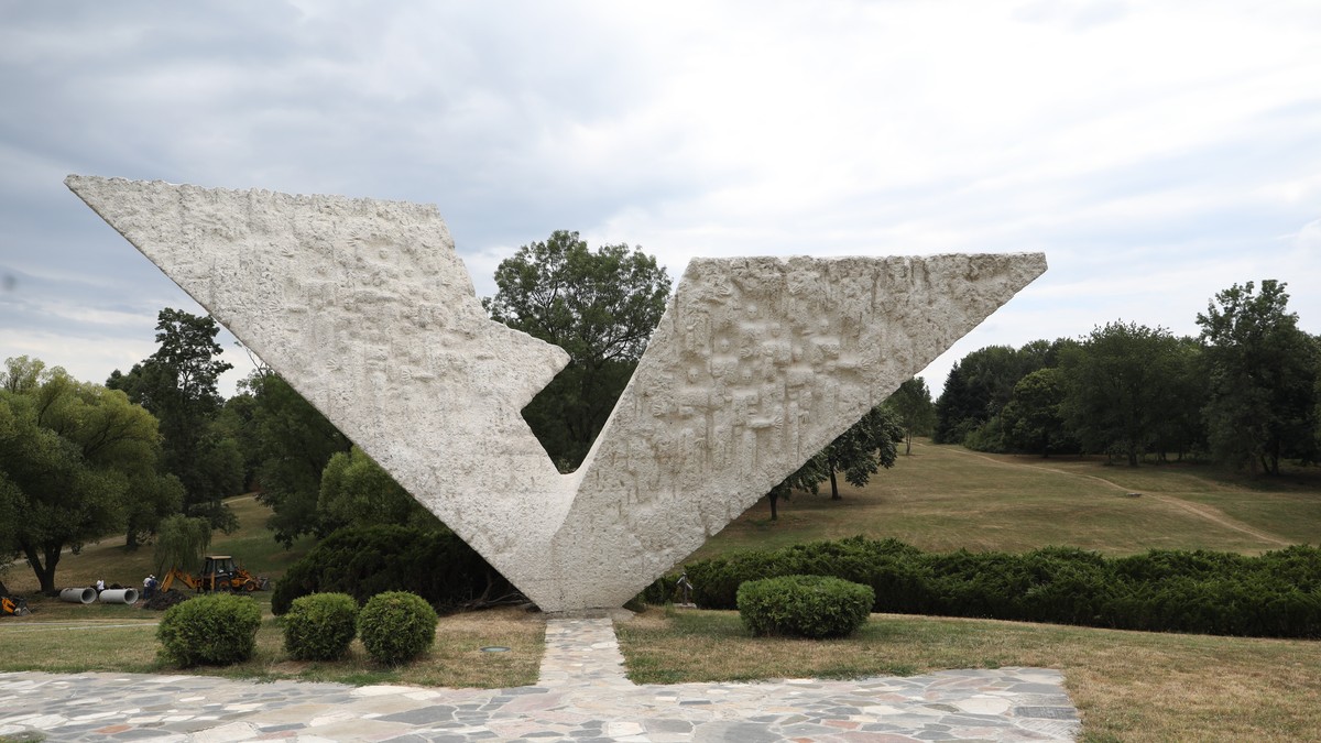 „Ne secite mlada hrastova stabala“: Apel Spomen parka u Šumaricama pred Božić