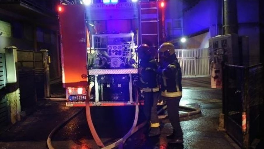 Policija i vatrogasci na licu mesta