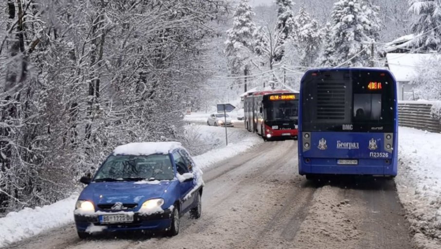 Nema gužvi ni na putevima, ni na naplatnim rampama i graničnim prelazima