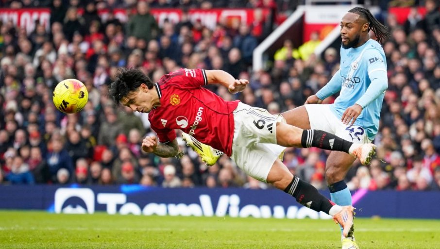 „NEKA DOĐE KUĆI DA MI TO KAŽE!“ Neverovatna dešavanja u Mančester junajtedu, prvotimac odgovorio na prozivke Pola Skolsa!