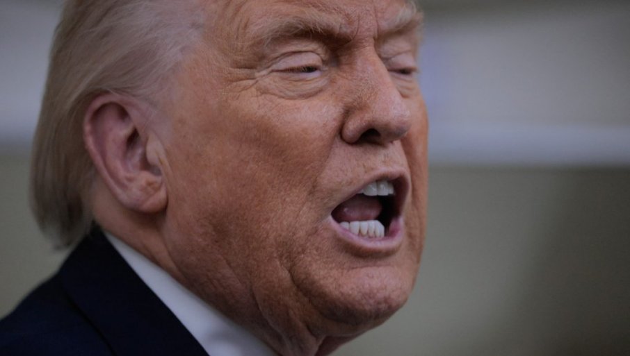 Tramp u Minesotu šalje “cara granica“