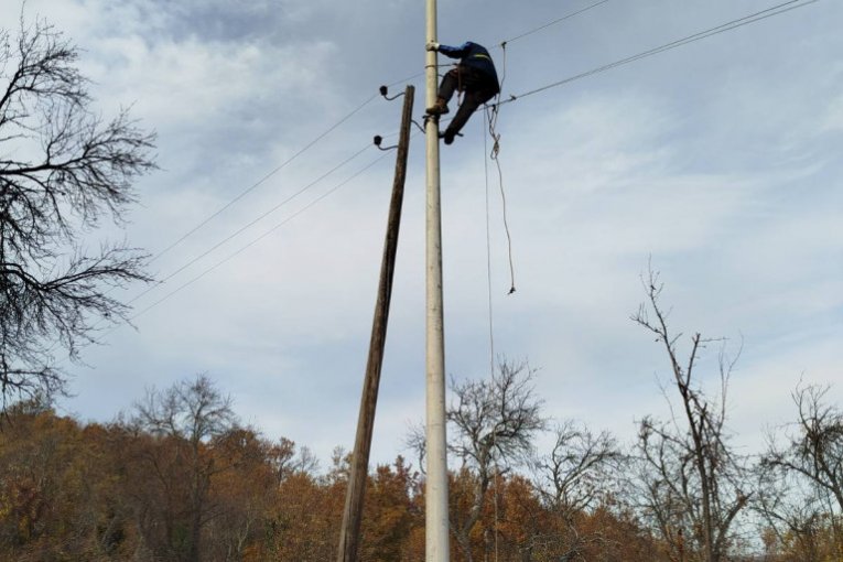 MEĆAVA IH NE ZAUSTAVLJA! Ovo su heroji koji spašavaju Srbiju