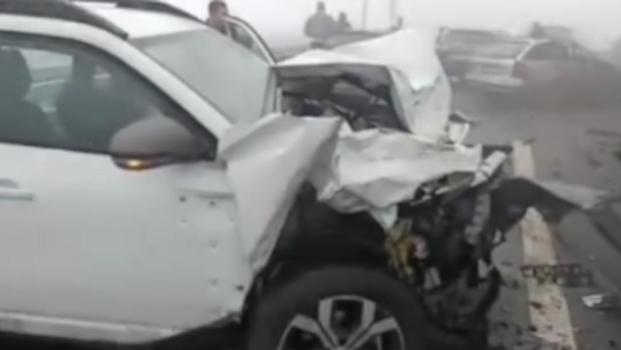 Muškarac (57) podlegao povredama: Crne vesti nakon lančanog sudara na auto-putu „Miloš Veliki“