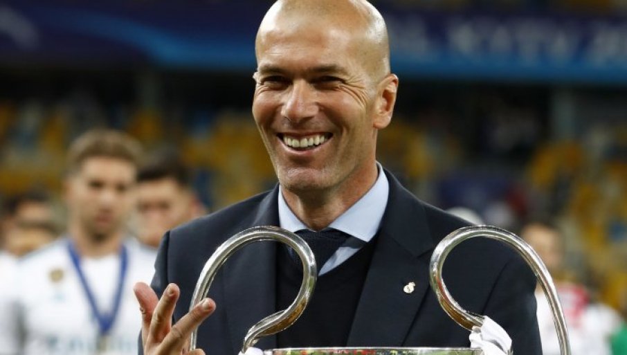 Vraća se Zinedin Zidan, evo čiji će biti strateg!