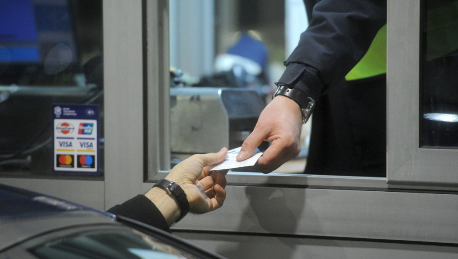 Oprez zbog magle i snega u Srbiji