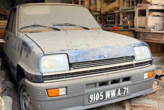 Prodaje se Renault 5 koji na satu ima samo 12 kilometara (FOTO)