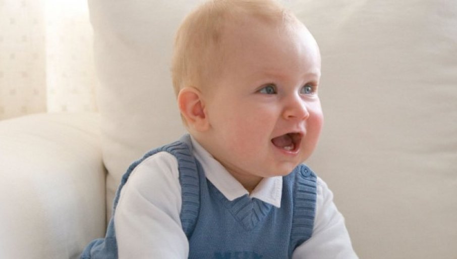 36 DECE OTROVALO SE DOHRANOM ZA BEBE: Stručnjaci se odmah oglasili