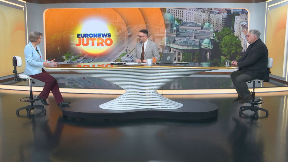 Milinčić i Gajić u prelistavanju štampe