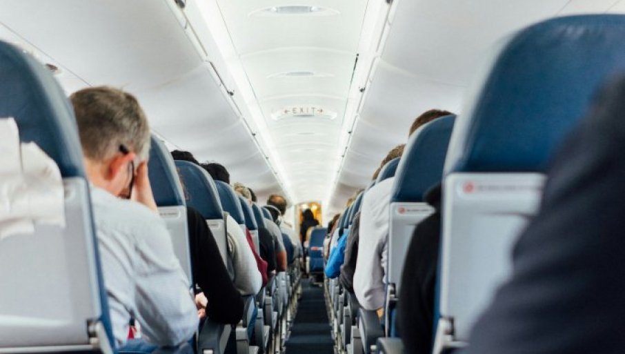 LUKSUZ KOJI STE ODUVEK ŽELELI: Dobijanje besplatnog sedišta pored sebe u avionu se smatra dobitkom na lutriji