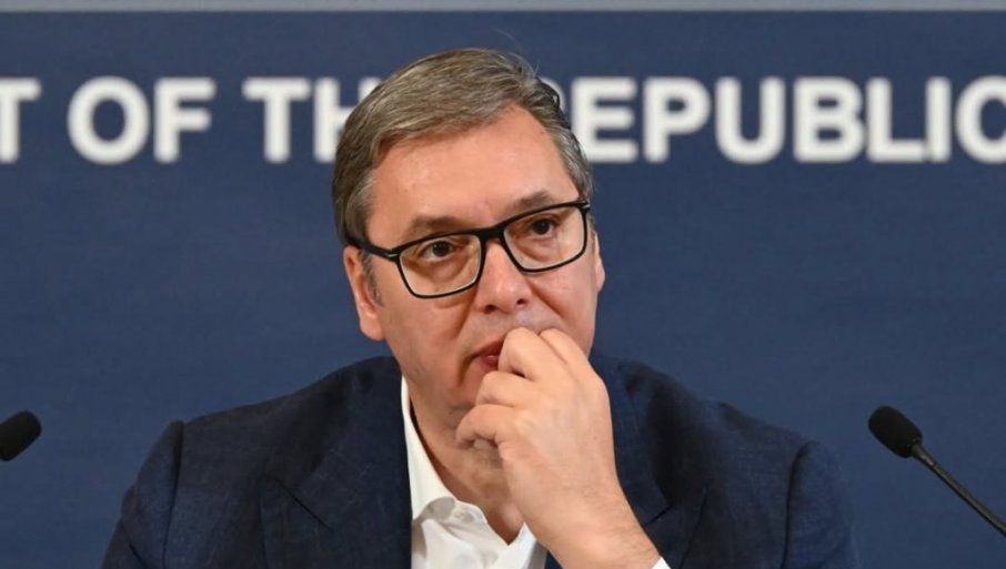 SUTRA U 11 SATI: Vučić prisustvuje otvaranju izložbe "Niti državnosti"