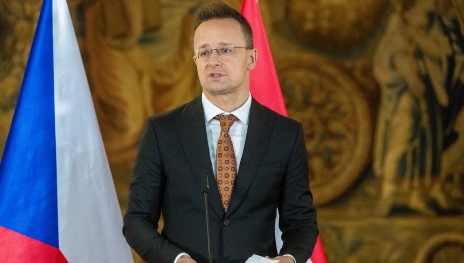 "RAT U UKRAJINI BI ODAVNO BIO GOTOV" Sijarto: Problem je što se  ​​EU mešala u Trampove postupke