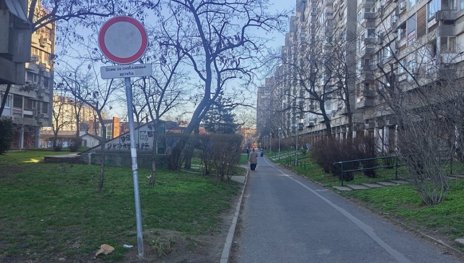 Reporteri „Novosti“ u novobeogradskom Bloku 23, gde je kamion „Gradske čistoće“ usmrtio ženu