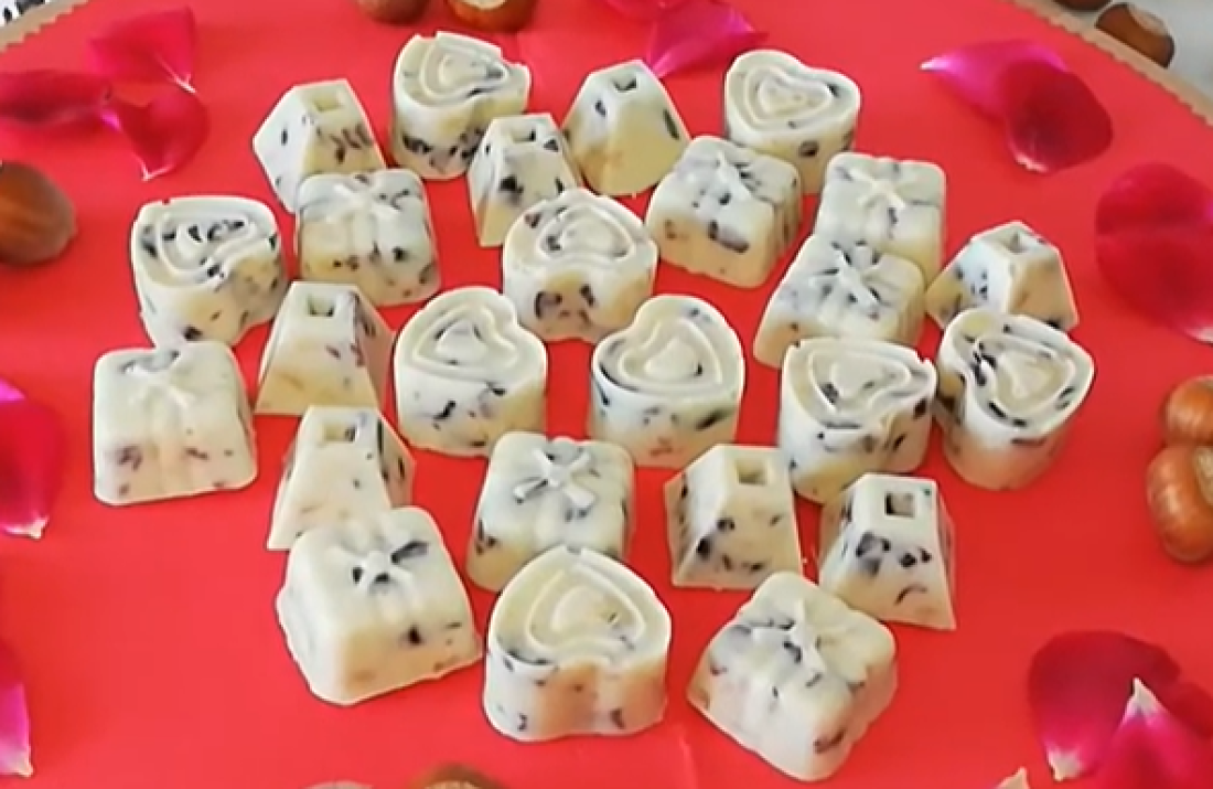 Recept dana za kolačiće sa belom čokoladom i pistaćima