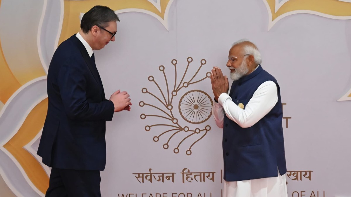 Modi organizuje svečanu večeru: Vučić sedi pored Makrona (foto, video)