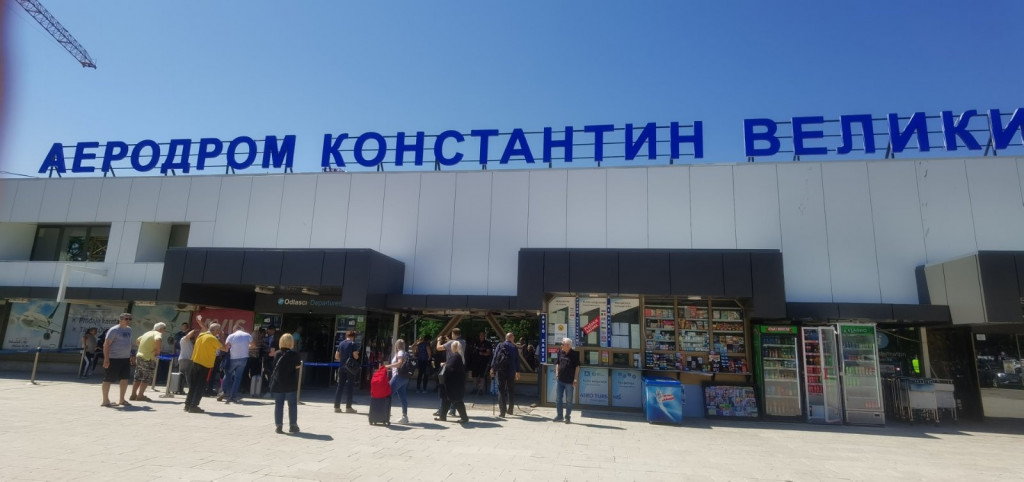 Nikad jači Niški aerodrom