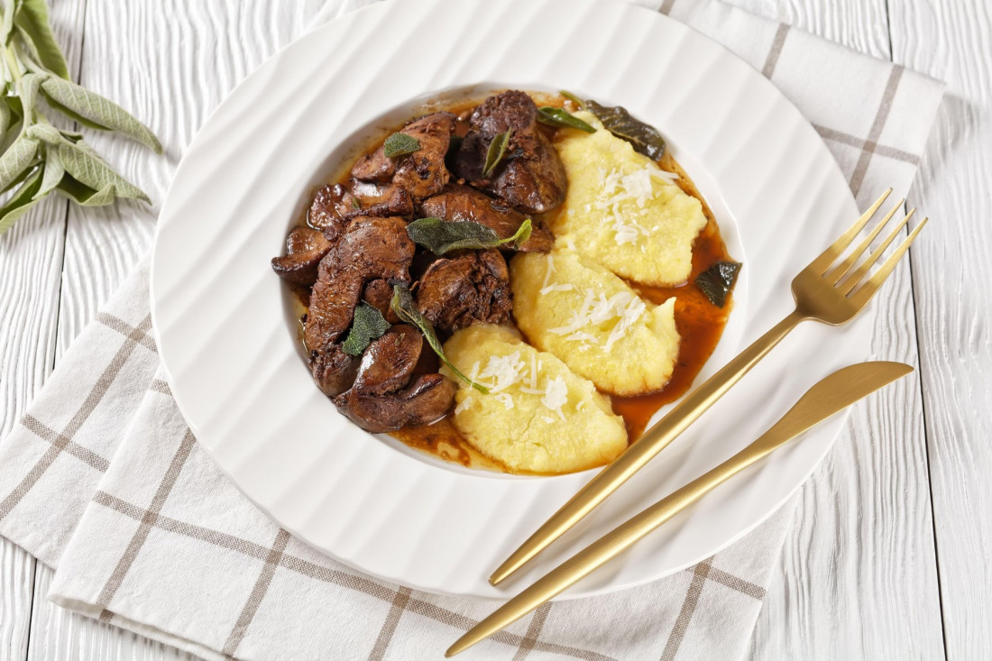 Džigerica u saftu s palentom