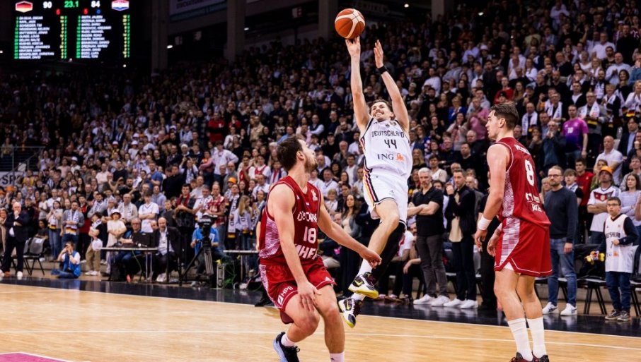 KAKAV MEČ U KVALIFIKACIJAMA ZA MUNDOBASKET: Nemačka se mučila, ali u produžetku slomila Hrvate