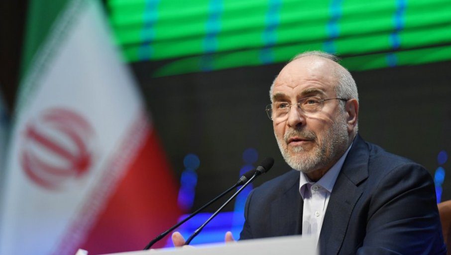 Lažnim vestima manipuliše tržištima nafte