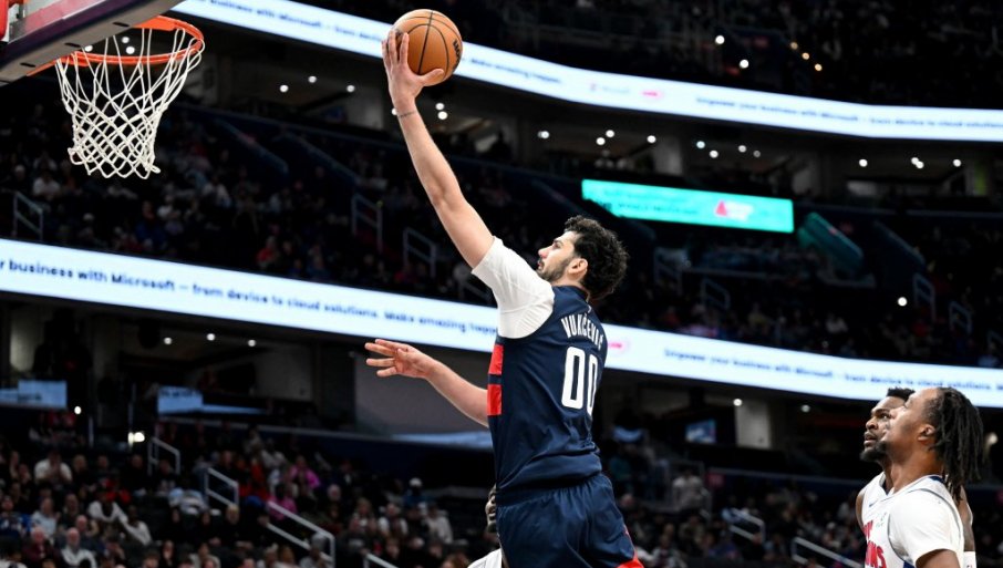 ONI SU RASPALA BANDA! NBA ekipa zabeležila i 16.uzastopni poraz, a Srbin… (VIDEO)