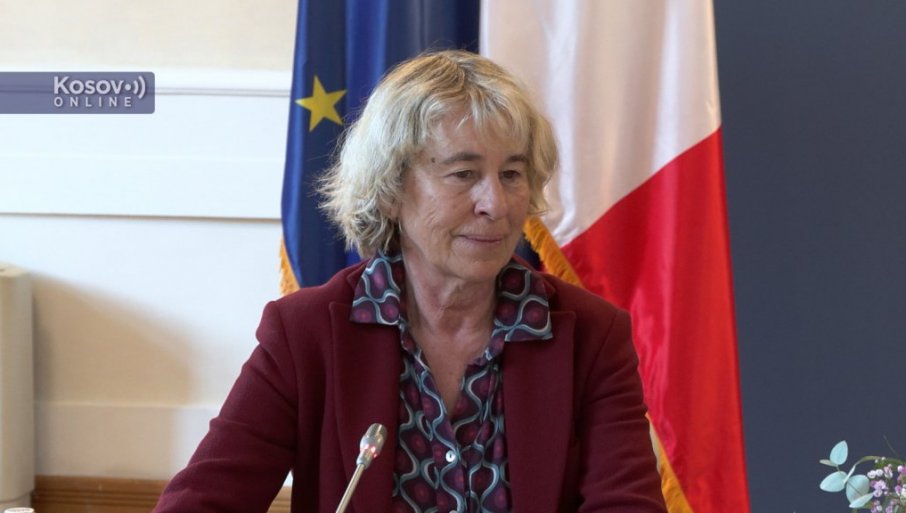 SENATORKA KRAKSI: Zabrinutost Srba na Kosovu realna, kada zakoni otežavaju život