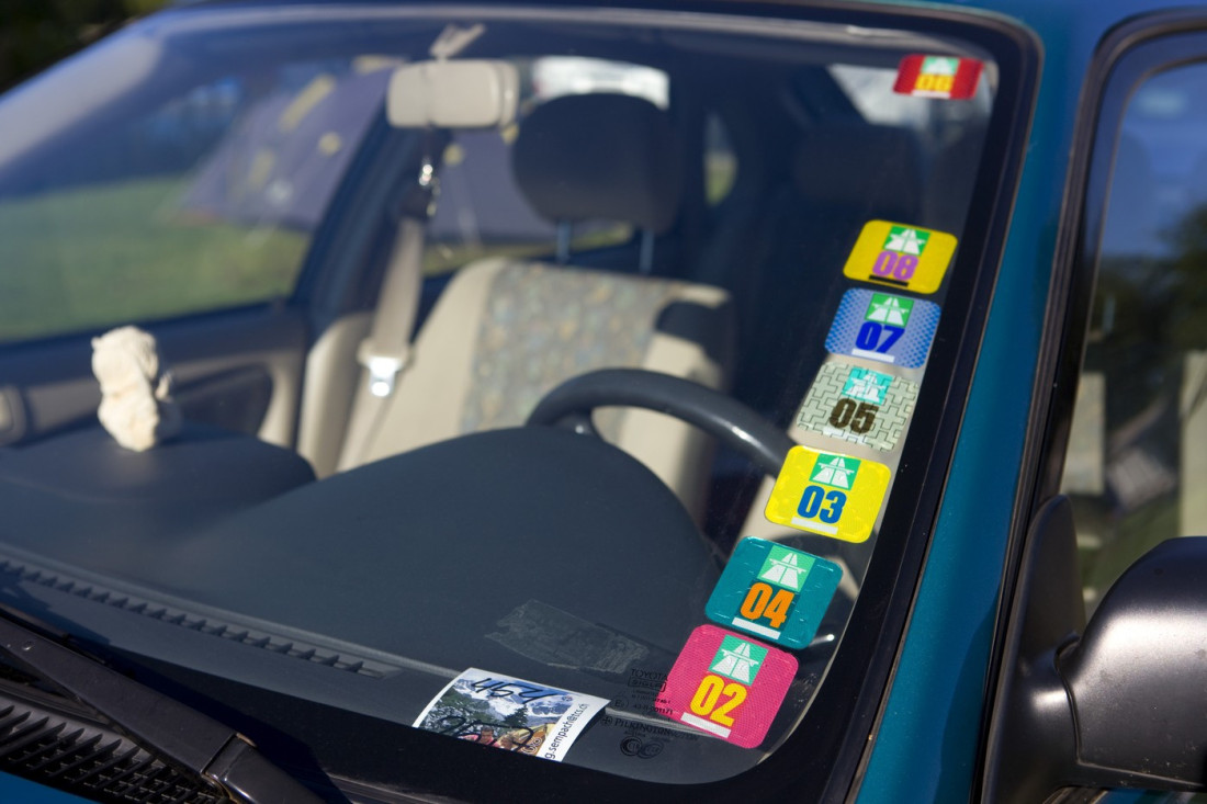 Švajcarci udarili na Srbe: Naplata, spremite 21 franak!