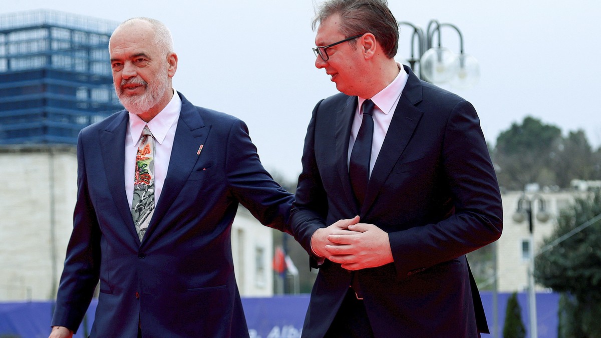 Kolumnista „Fajnenšel tajmsa“: Inicijativu Vučića i Rame o proširenju EU treba shvatiti ozbiljno