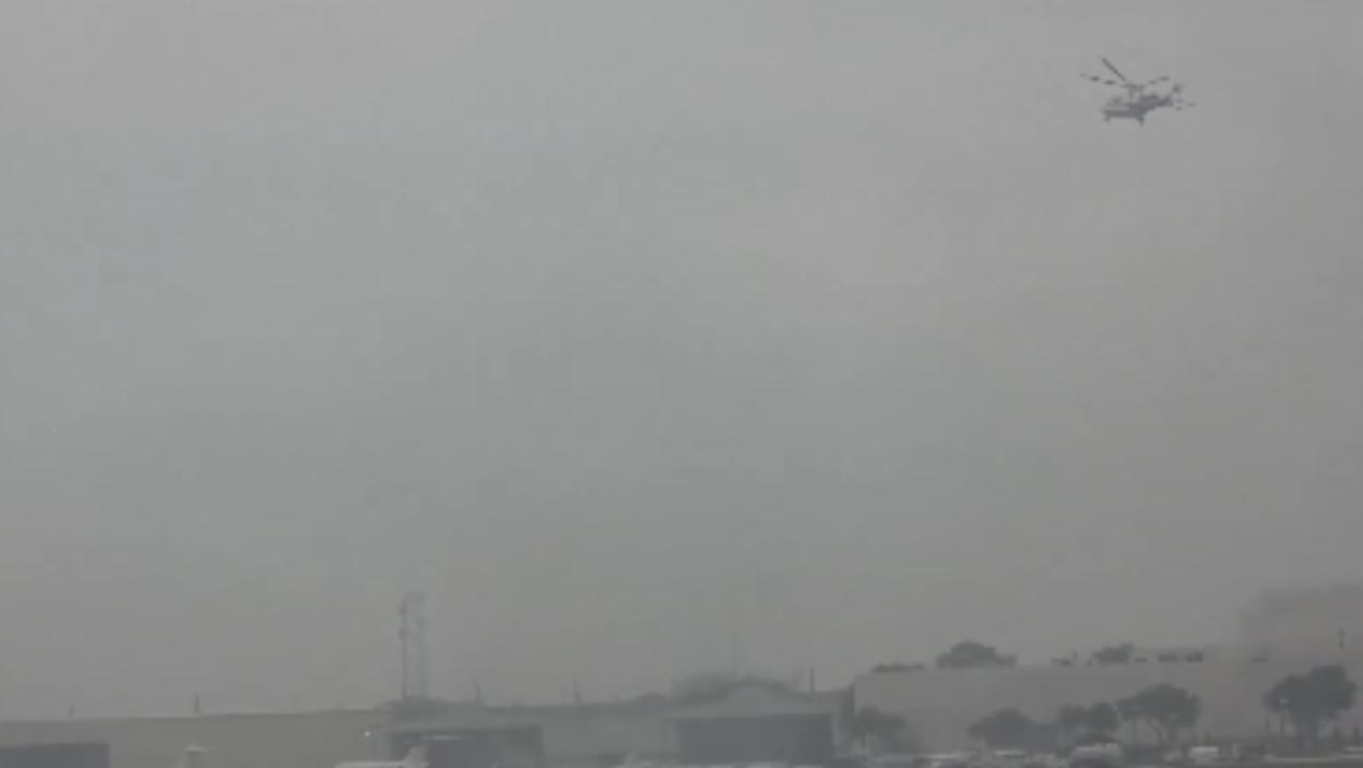 (VIDEO)Opšta uzbuna: Dron se opasno približio avionu Donalda Trampa, bezbednosne službe odmah reagovale