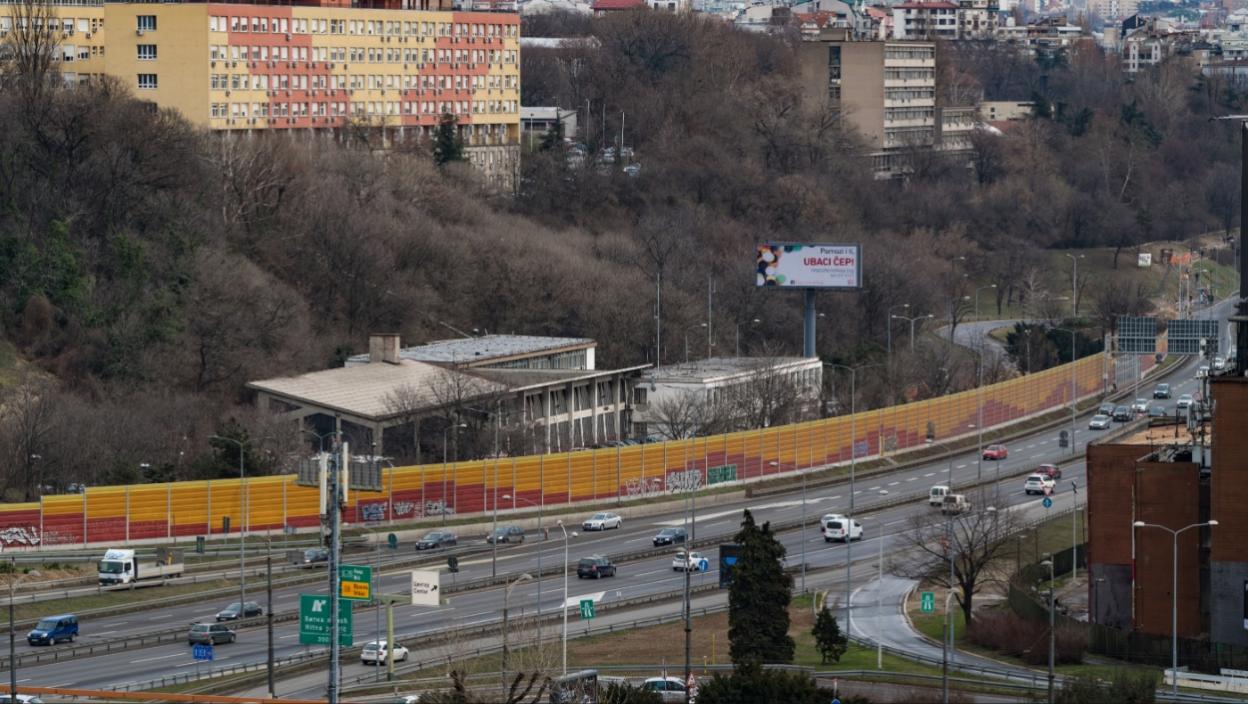 Užas u Beogradu: Odjekivale sirene sanitetskih vozila – telefoni dežurnih ekipa se usijali od poziva