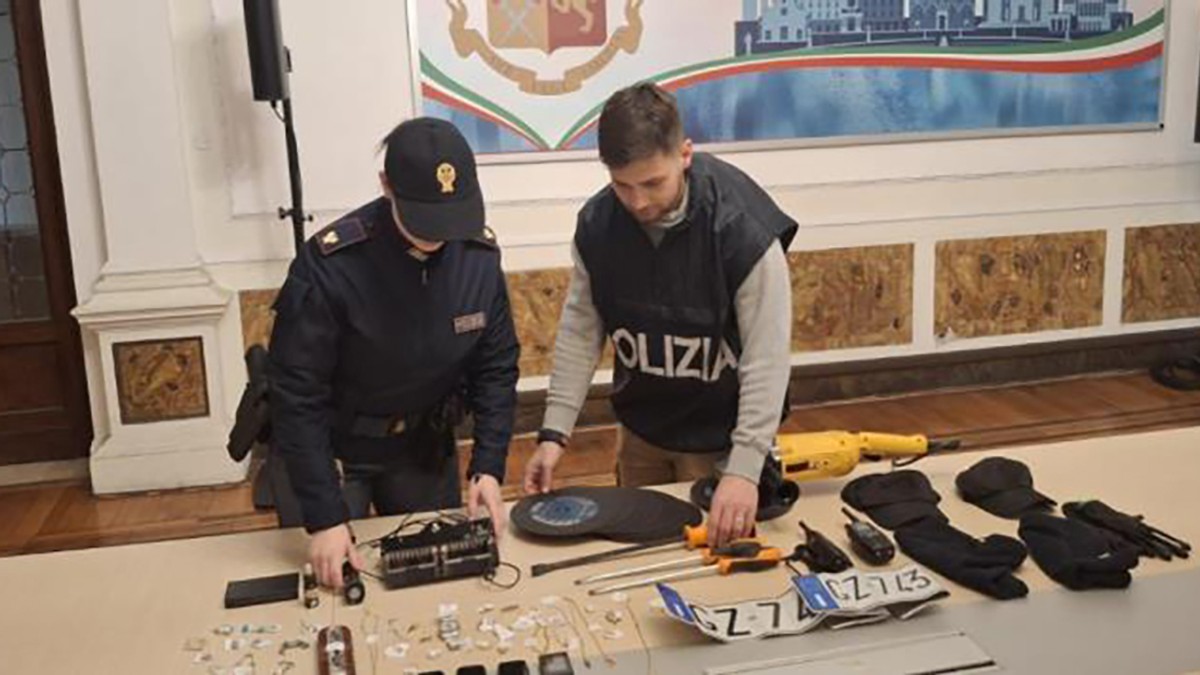 Dvojica Srba i Rumun akteri filmskih krađa u Italiji: Imali i tajne prostorije